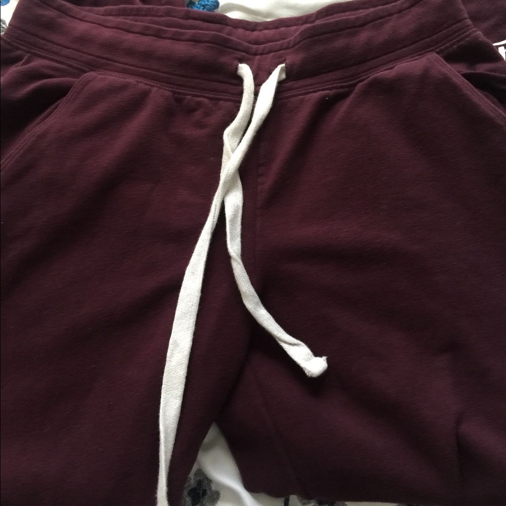 VS PINK SWEATPANTS
